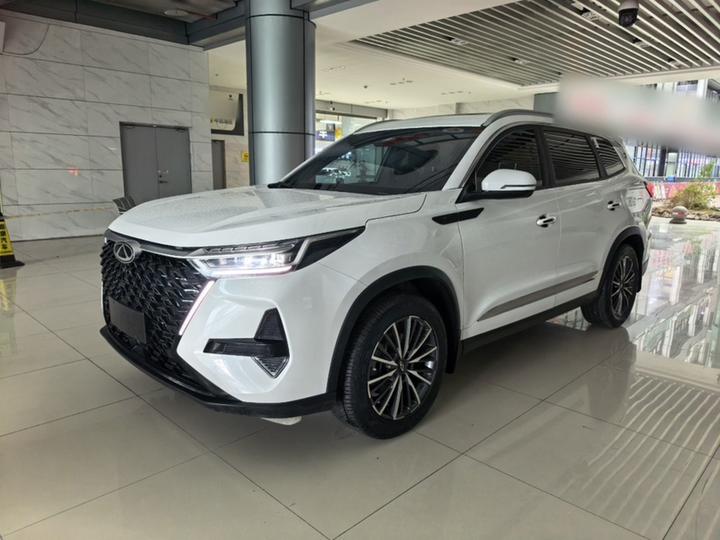 Tiggo 8 PRO 2025 290T RWD Luxury
