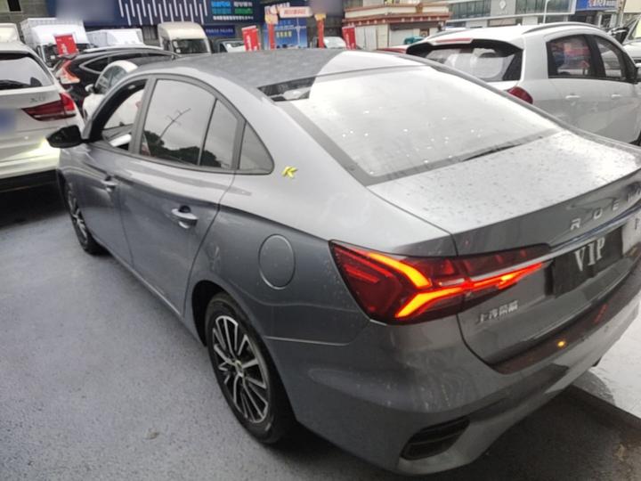 i5 2021 1.5L CVT Platinum photo 4