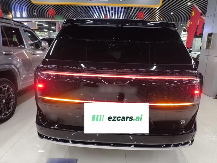9X 2025 Hyper 70kWh 6-Seater photo 3