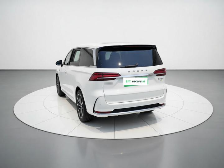 iMAX8 EV 2022 photo 4
