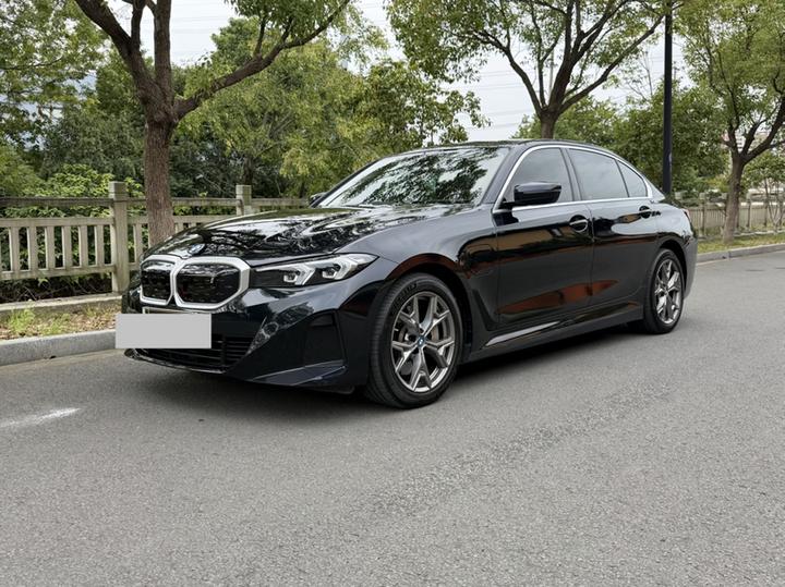i3 2022 eDrive 35 L