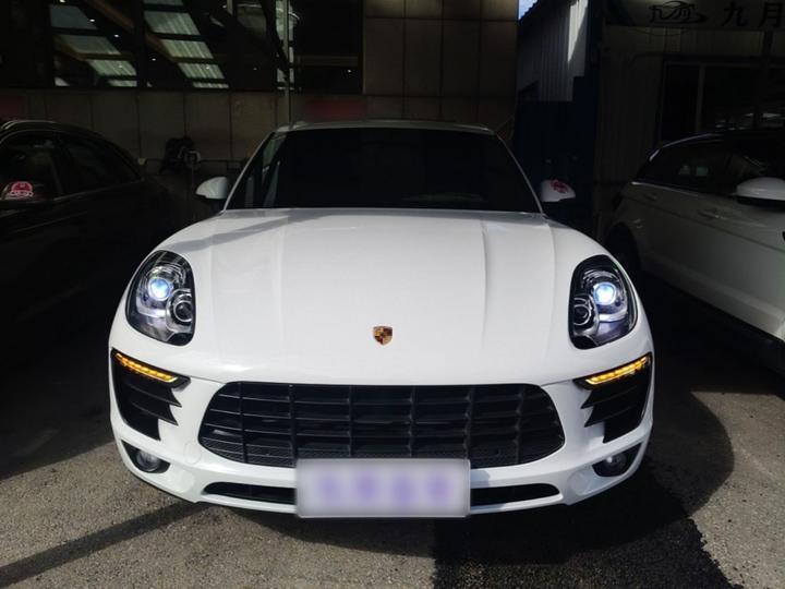 2014 Macan 2.0T photo 2