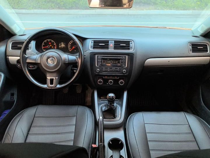 Sagitar 2014 Facelift 1.6L MT Leading photo 5