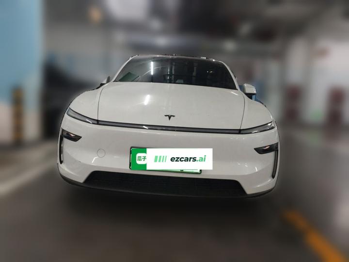 Model Y 2026 RWD photo 2