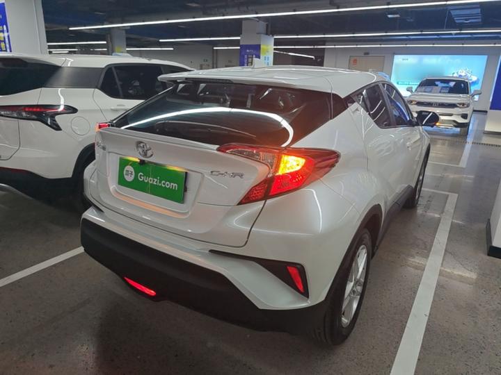 C-HR 2021 2.0L Comfort photo 4