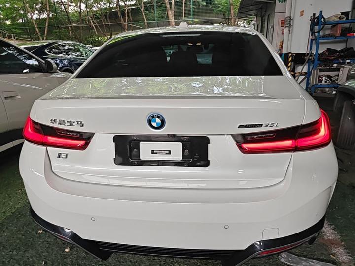 i3 2022 eDrive 35 L photo 3