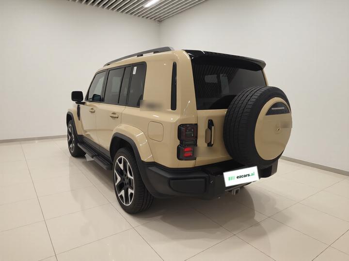 iCAR V27 2026 200KM AWD 700 photo 4
