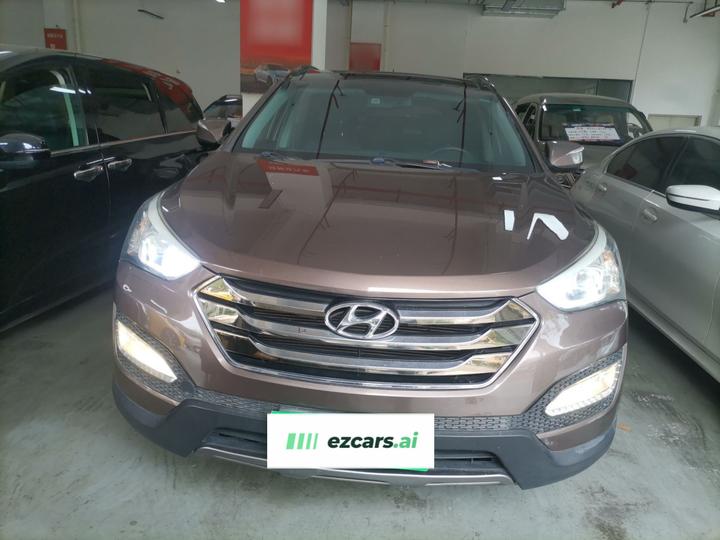Santa Fe 2015 2.4L AT AWD Smart 5-Seater photo 2