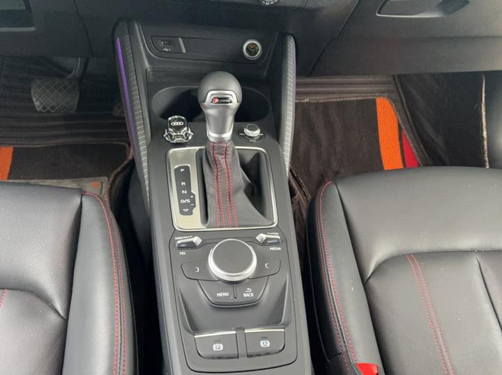 Q2L 2022 35 TFSI Progressive Dynamic photo 6