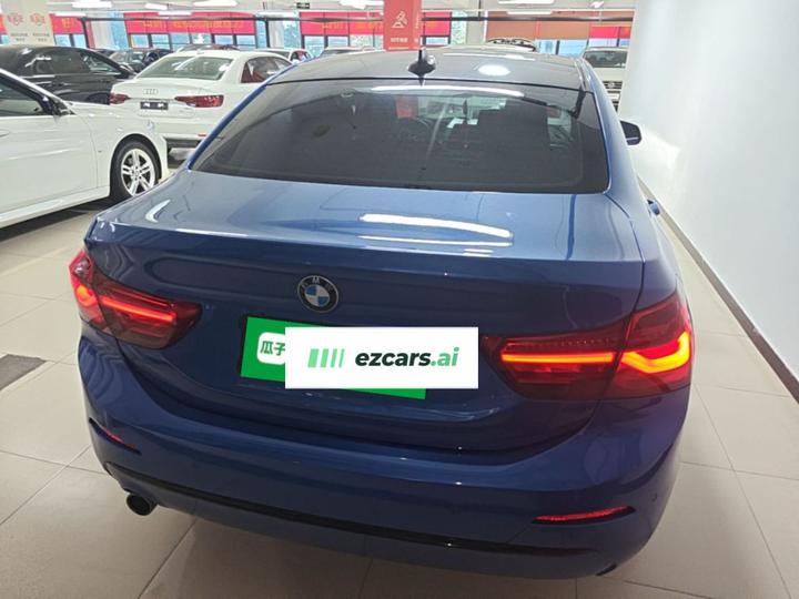 1 Series 2018 118i Sport photo 5