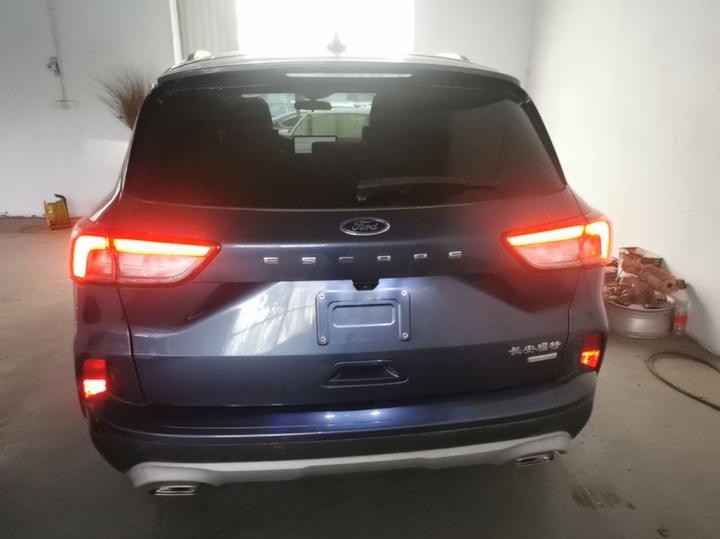 Escape 2020 EcoBoost 245 RWD photo 3