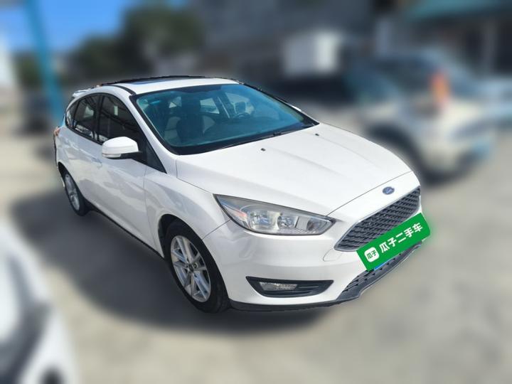 Focus 2017 Hatchback EcoBoost 125 AT Fashion photo 3