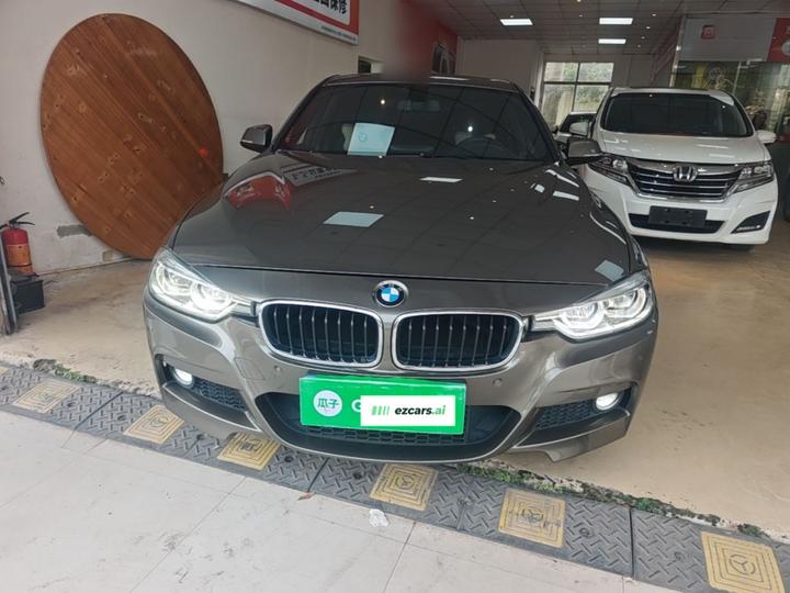 3 Series 2018 320i M Sport Package photo 2