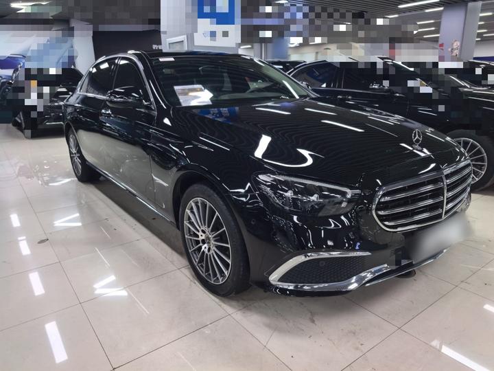 E-Class 2023 E 260 L 4MATIC photo 4
