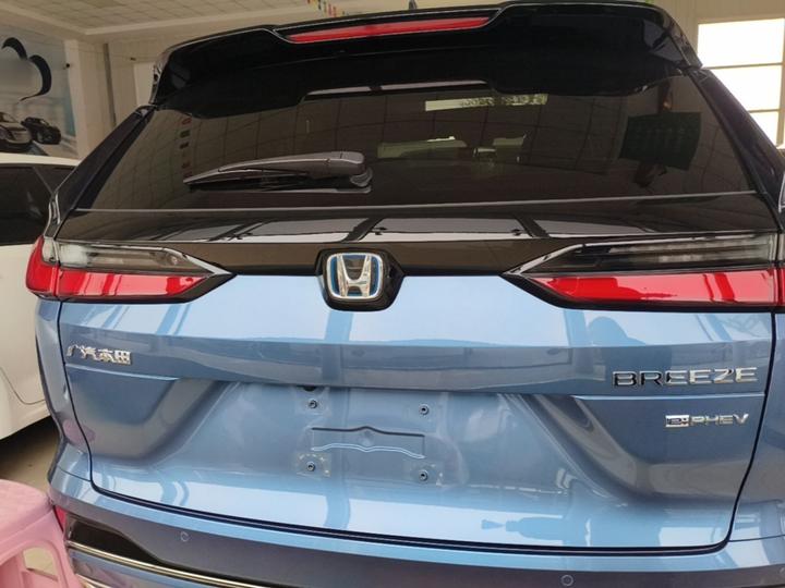 Breeze EV 2023 e:PHEV Supreme photo 3