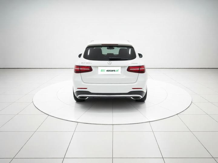 GLC 2019 Facelift GLC 260 L 4MATIC Luxury photo 5