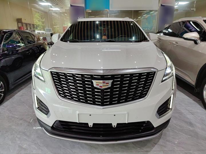 XT5 2020 28T Luxury photo 2