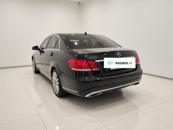 E-Class 2015 Facelift E 260 L Sport photo 4