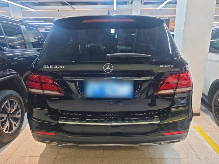 GLE Imported GLE 320 4MATIC Dynamic photo 3
