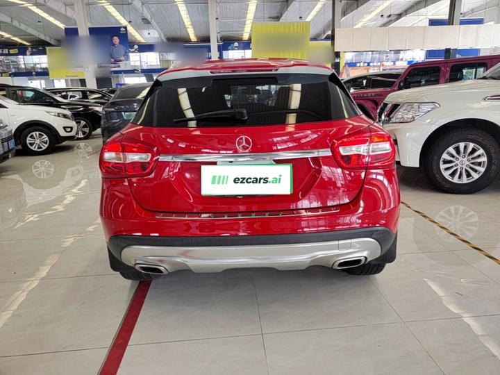 GLA 2015 GLA 200 Dynamic photo 3
