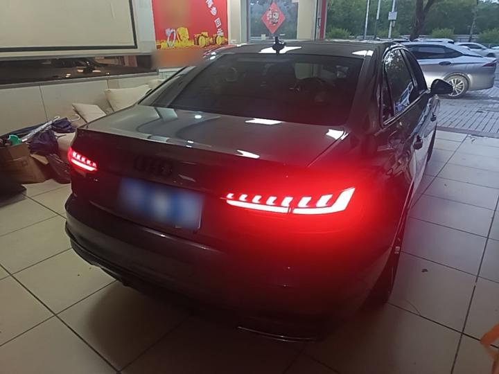 A4L 2024 40 TFSI Luxury Dynamic photo 4