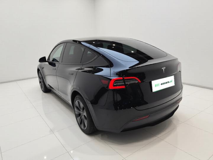 Model Y 2024 RWD photo 4
