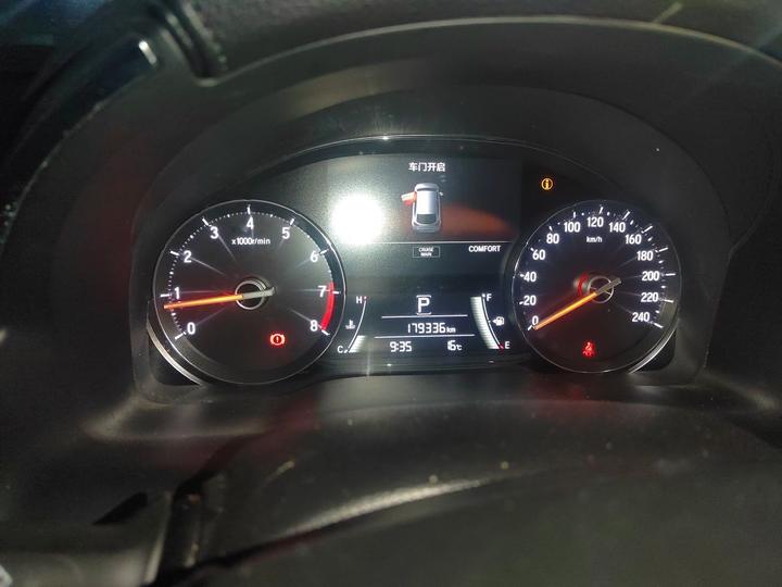 Avancier 2017 370TURBO AWD Exclusive photo 8