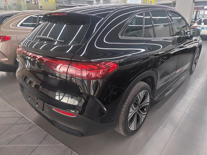 EQE SUV 2024 500 4MATIC Luxury photo 4