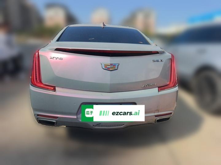 XTS 2018 28T Tech photo 5