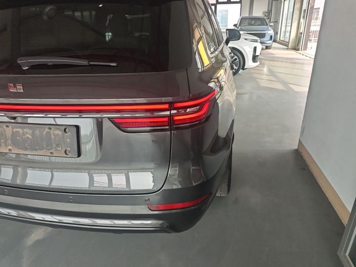 Li Auto ONE 2020 EREV 6-Seater photo 7