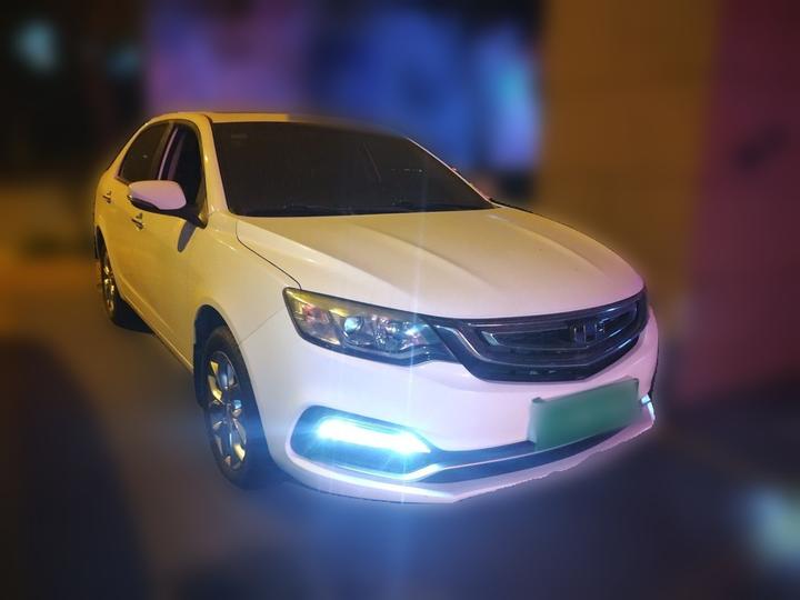 Vision 2018 1.5L AT photo 3