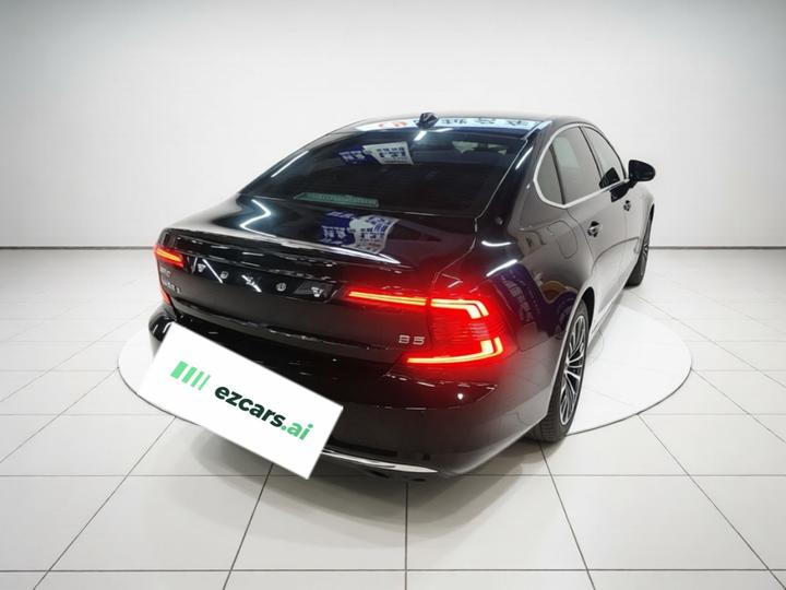 S90 2023 B5 Luxury photo 4