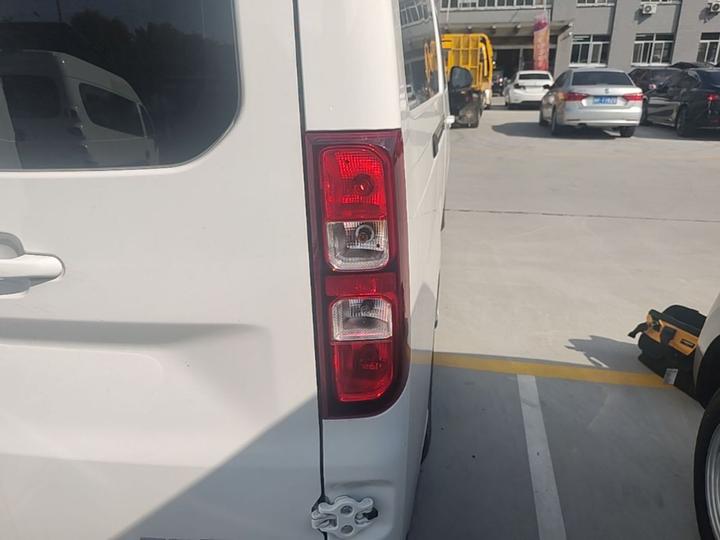 Wuling 2024 300km Comfort Bus 75kW photo 7