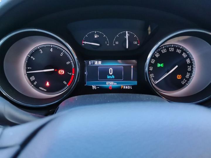 Verano 2017 Sedan 20T DCT Leading photo 2