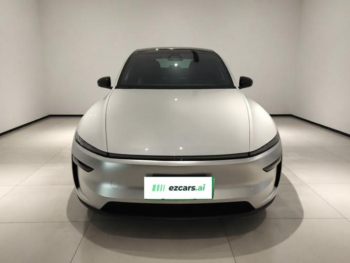 Model Y L 2025 Long Range AWD photo 2