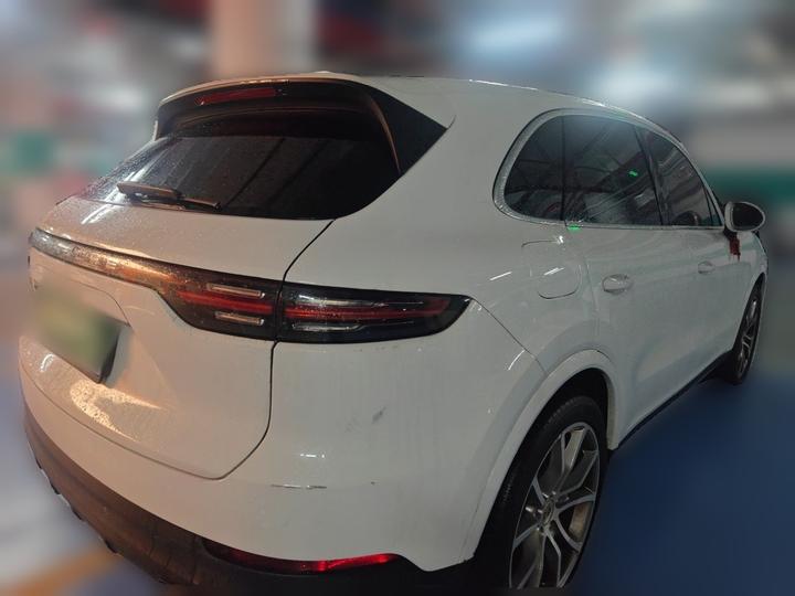 2019 Cayenne 3.0T photo 6