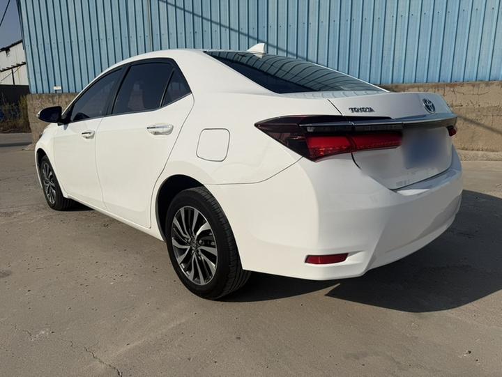 Corolla 2017 Facelift Hybrid 1.8L E-CVT Leading photo 4