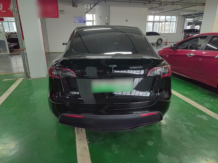 Model Y 2023 RWD photo 3