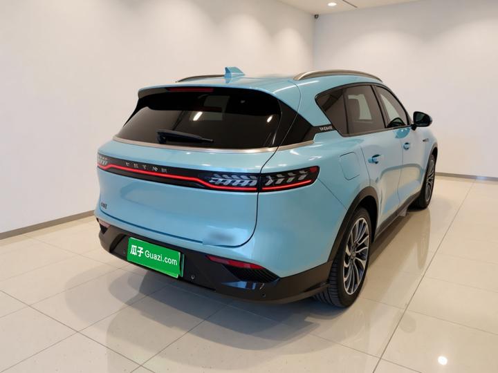 Voyah FREE 2021 AWD Standard EREV Luxury photo 4