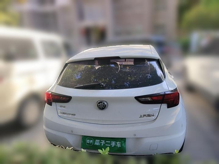 Verano 2016 Hatchback 15S AT Leading photo 5