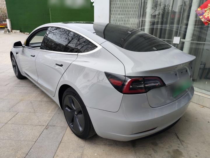 Model 3 2019 Standard Range RWD Upgraded photo 4