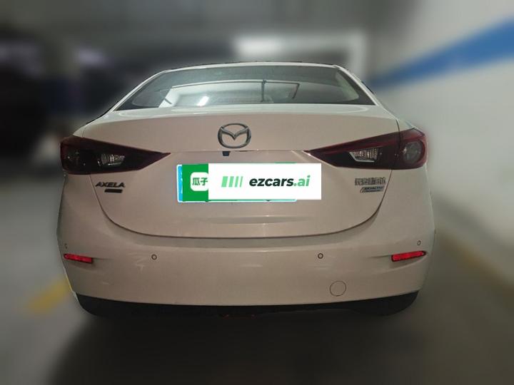3 Axela 2017 Sedan 1.5L AT Luxury China V photo 3