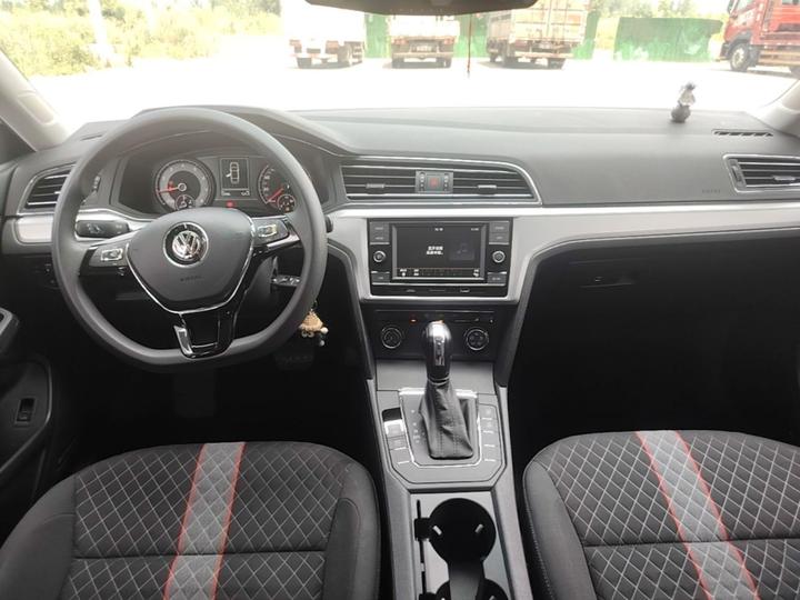 Lamando 2019 230TSI DSG China VI photo 5