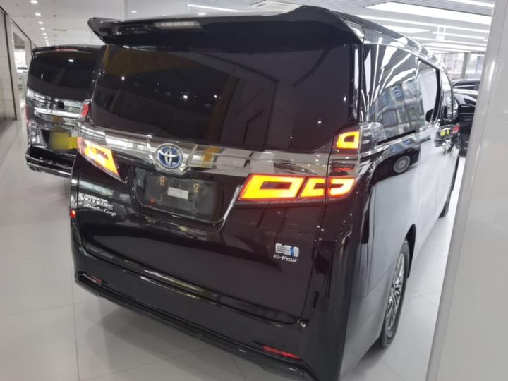 2019 Hybrid 2.5L HV Premium photo 6