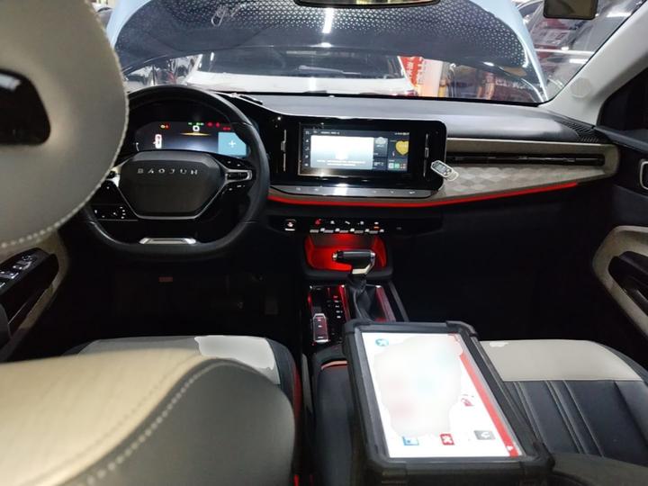 RM-5 2019 1.5T CVT 24 Premium 7-Seater photo 2