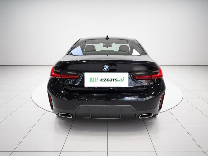 3 Series 2023 320Li M Sport Package photo 3