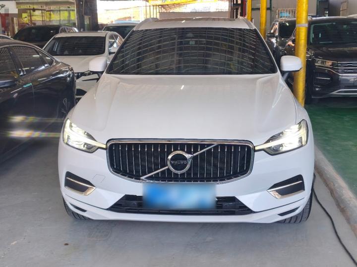 XC60 2021 T5 AWD Luxury photo 2