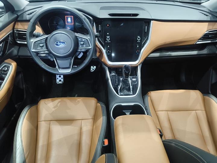 2021 2.5i Flagship EyeSight photo 5