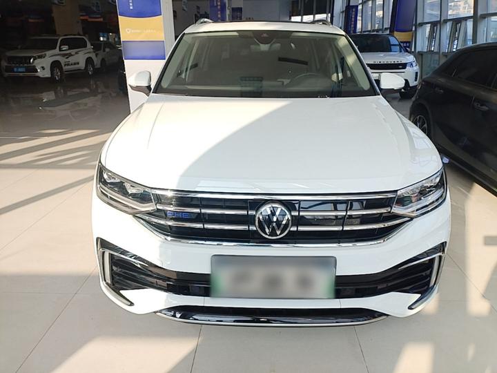 Tiguan L EV 2023 430PHEV PHEV Premium photo 2