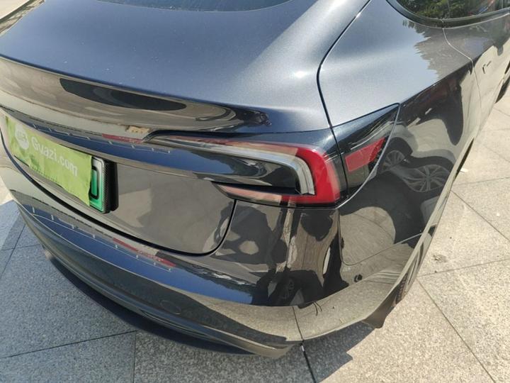 Model 3 2023 Long Range AWD photo 7